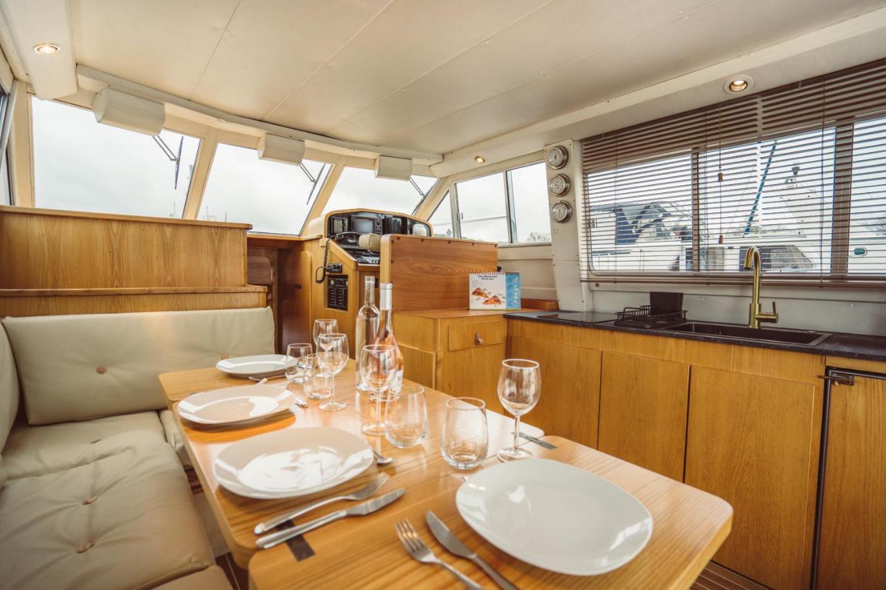 No Limit Charter Bateau Avec Parking Prive Proche Centre-ville Botel